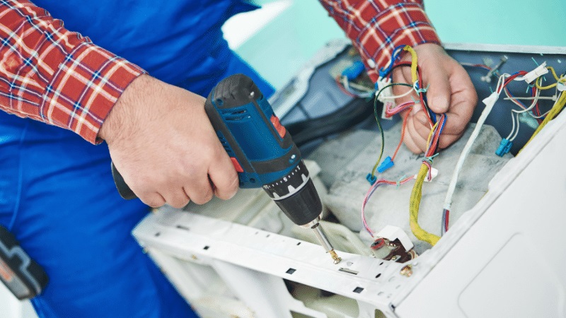 Kartepe Hoover Hoover çamaşır makinesi kart tamiri – Su almama arızası orijinal parça ile giderildi. - Teknik servis örneği